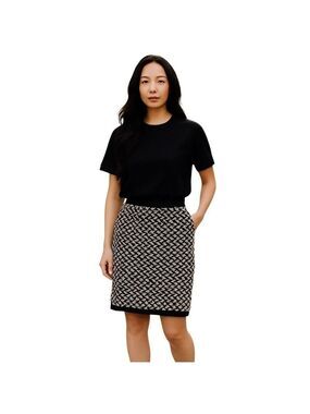 Asos knit pencil skirt geometric design black metallic gold white size 2